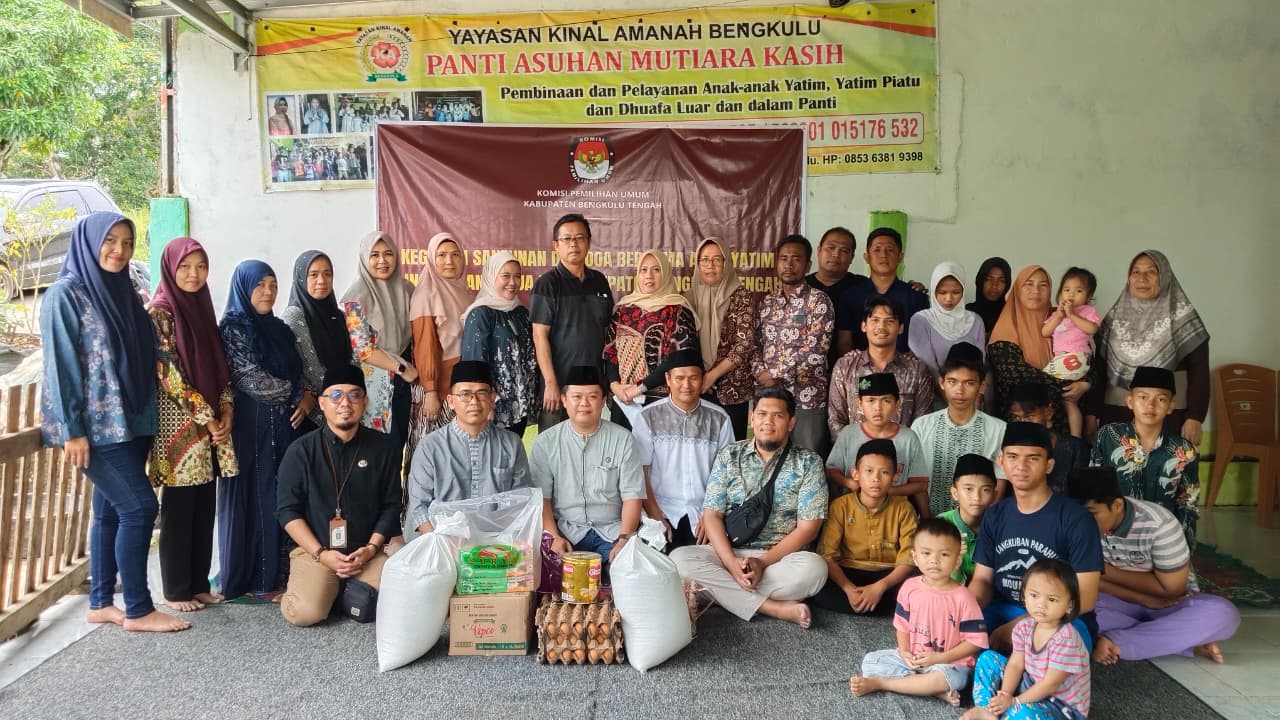 Santunan dan Doa' Bersama anak Yatim Dilingkungan KPU Kab. Bengkulu Tengah